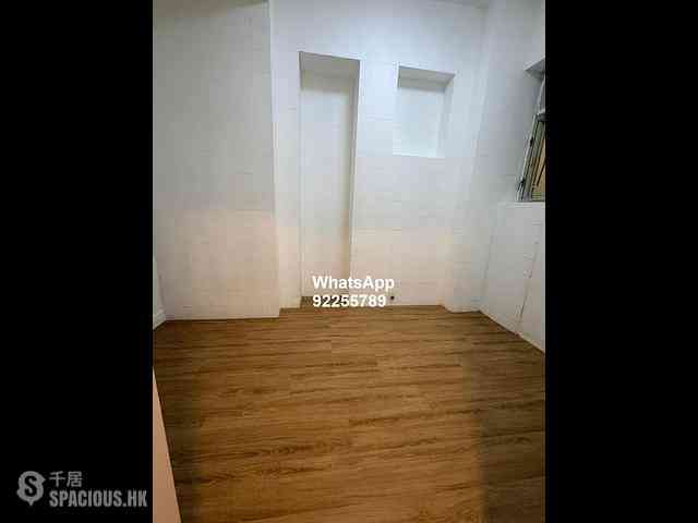 Sai Ying Pun - 31-31A, Pok Fu Lam Road 06