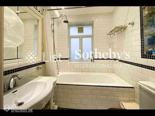 Mid Levels Central - 38B, Kennedy Road 09