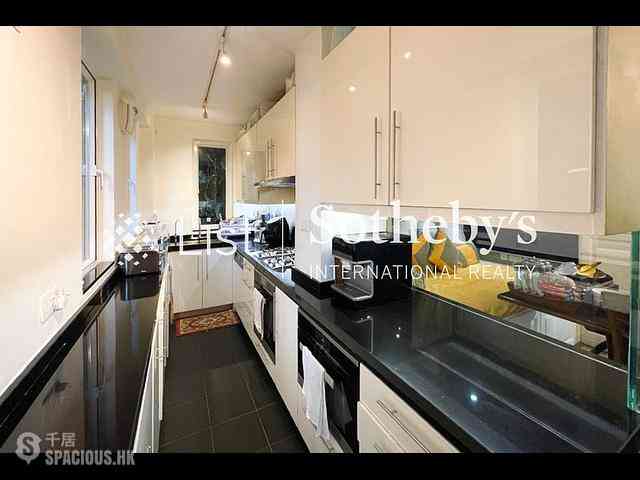 Mid Levels Central - 38B, Kennedy Road 11