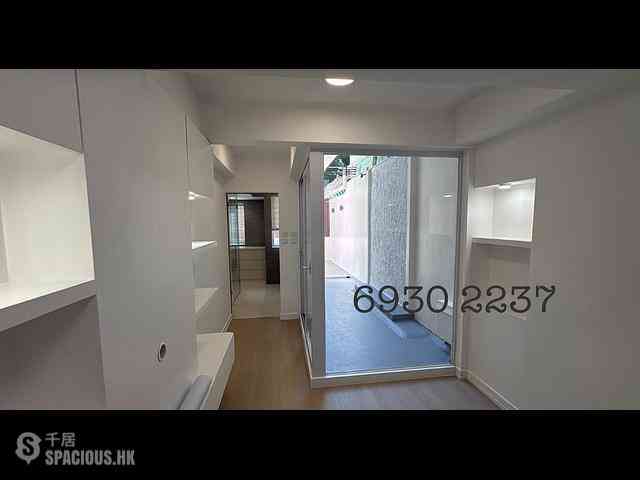 Sheung Wan - 66-68, Queen's Road West 01