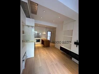 Sheung Wan - 66-68, Queen's Road West 07
