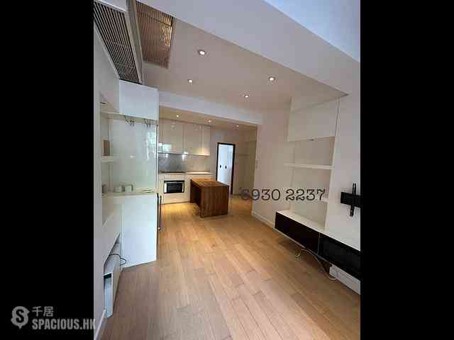 Sheung Wan - 66-68, Queen's Road West 07