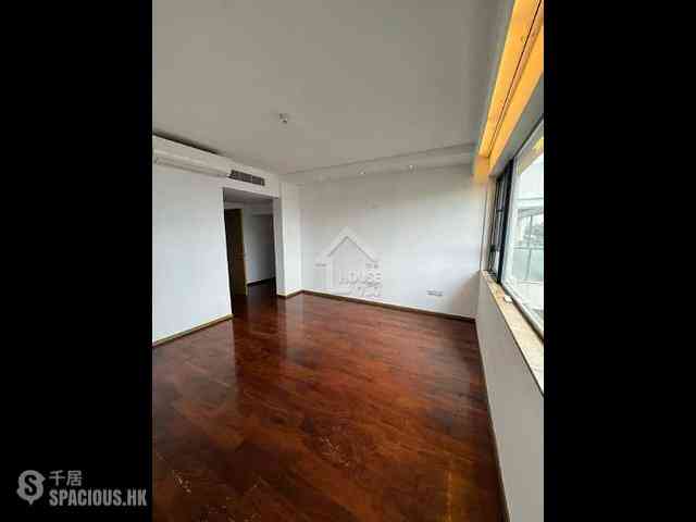 Stubbs Road - Evergreen Villa Block A 12