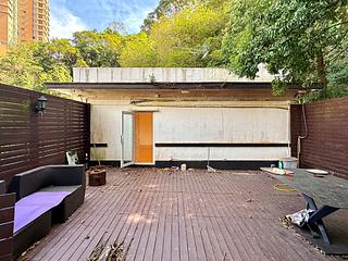 Mid Levels Central - Gladdon 12