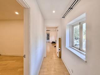 Mid Levels Central - Gladdon 15