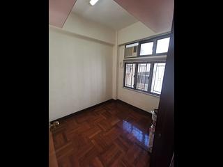 Shek Tong Tsui - Po Tak Building 06