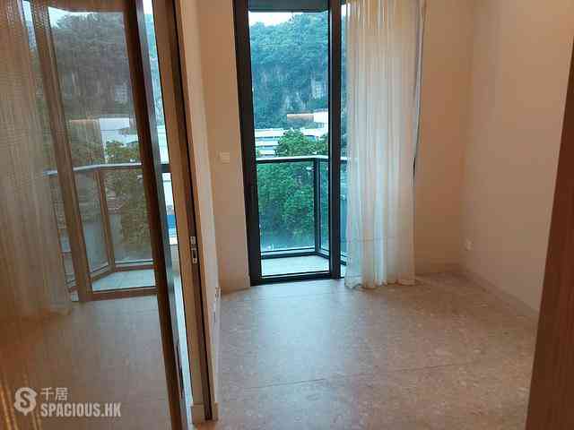 Quarry Bay - The Holborn Block B 02