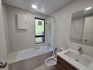 Repulse Bay - Ruby Court Tower 2 04