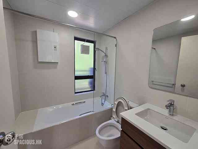 Repulse Bay - Ruby Court Tower 2 04