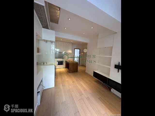 Sheung Wan - 58, Queen's Road West 04