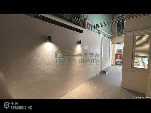Sheung Wan - 58, Queen's Road West 02