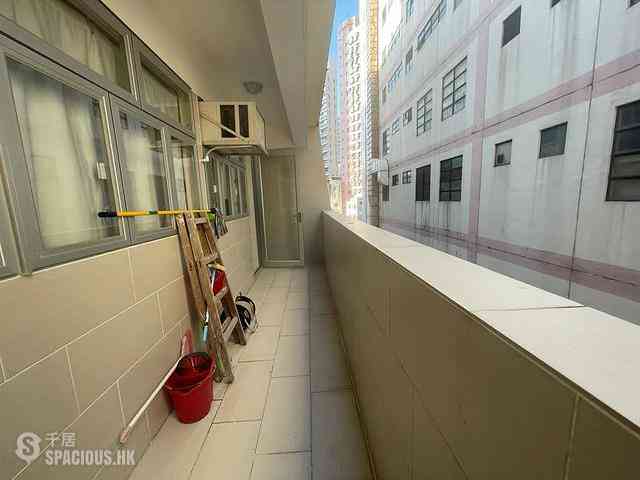 Happy Valley - King Cheung Mansions 01