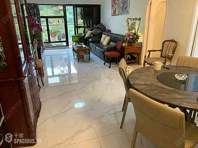 Tai Po Kau - Savanna Garden Block 49 01