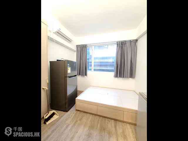 Wan Chai - Lee Shun Building 01