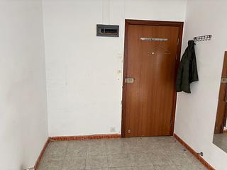 Central - 51, Wellington Street 02