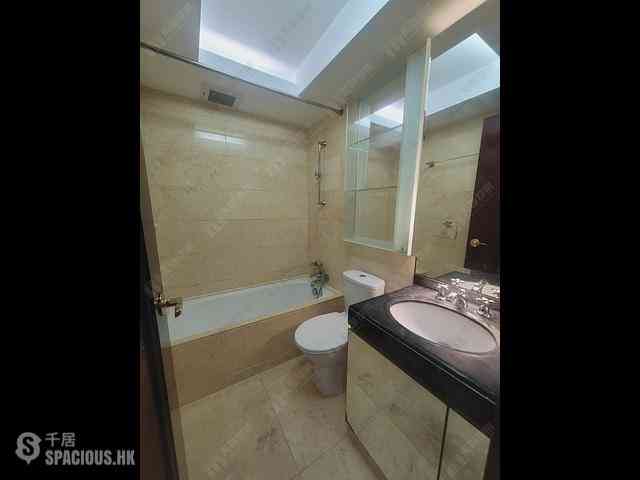 Tai Po - The Balmoral Block 1 04