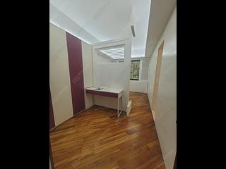 Tai Po - The Balmoral Block 1 08