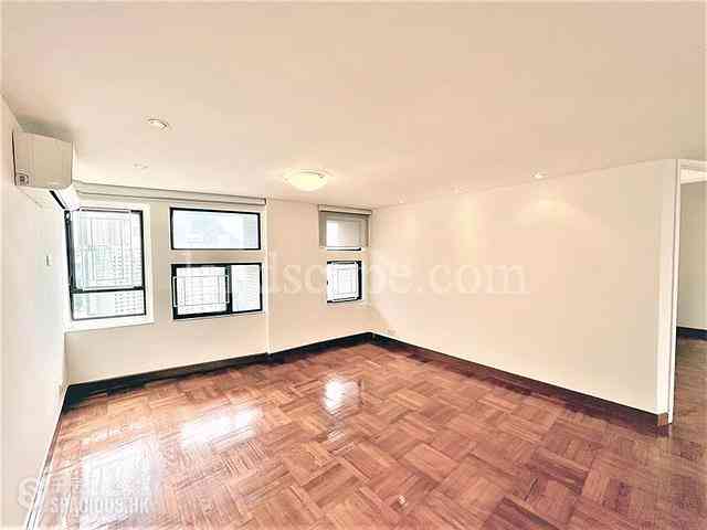Mid Levels Central - Birchwood Place 02