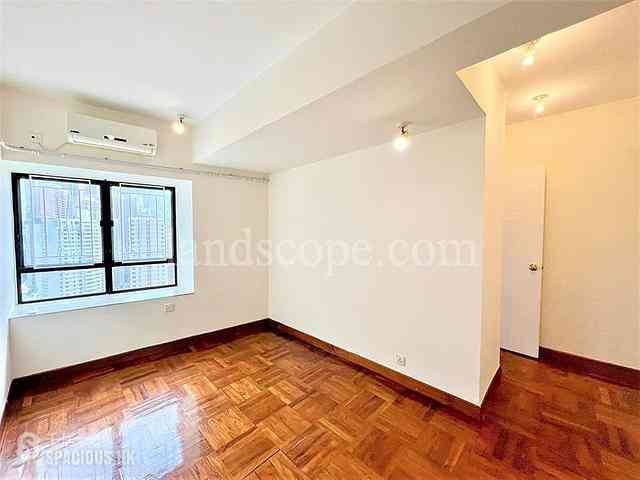 Mid Levels Central - Birchwood Place 06
