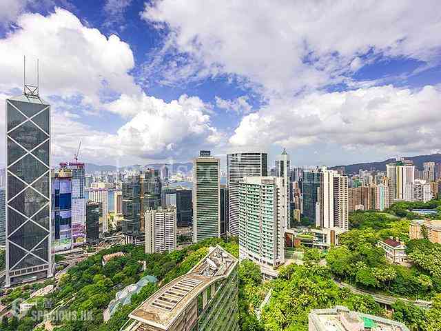 Mid Levels Central - Birchwood Place 01