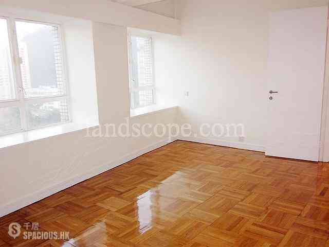 Mid Levels Central - Birchwood Place 04