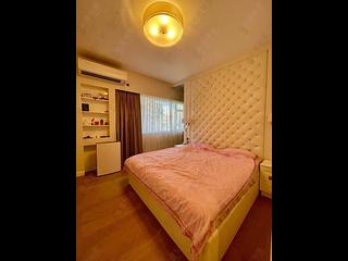 Mid Levels Central - Pearl Gardens Block EF 02