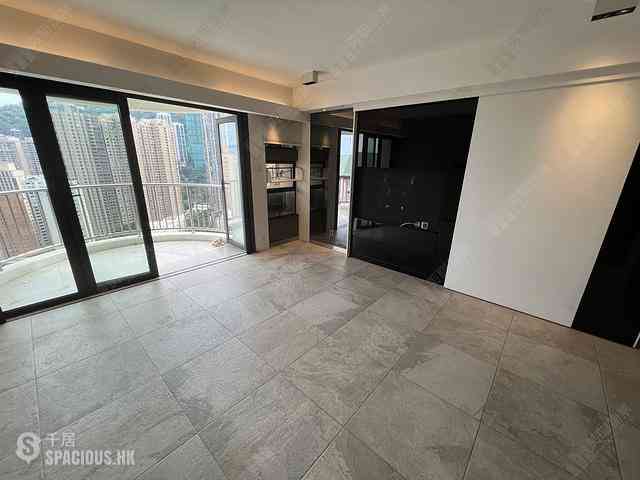 Mid Levels Central - Yukon Court 01