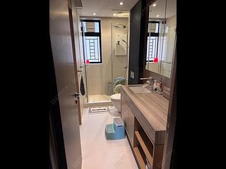 Mid Levels Central - Regal Crest 12
