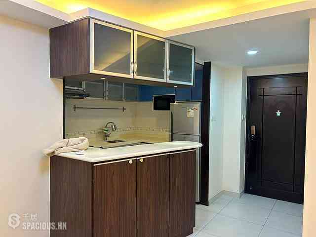 Kennedy Town - Joyful Building 09