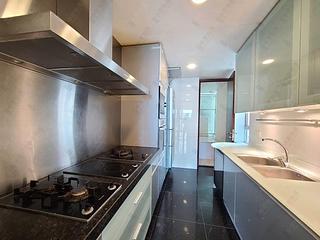 Tai Hang - The Legend Block 1 04