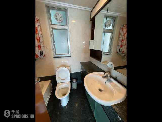 Ap Lei Chau - Sham Wan Towers Block 3 02