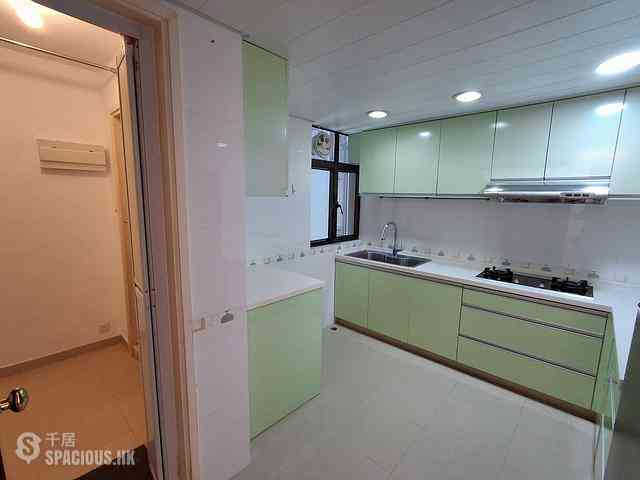 Tin Hau - Park Towers Block 1 12