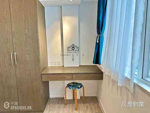 Soho - 52, Graham Street 14