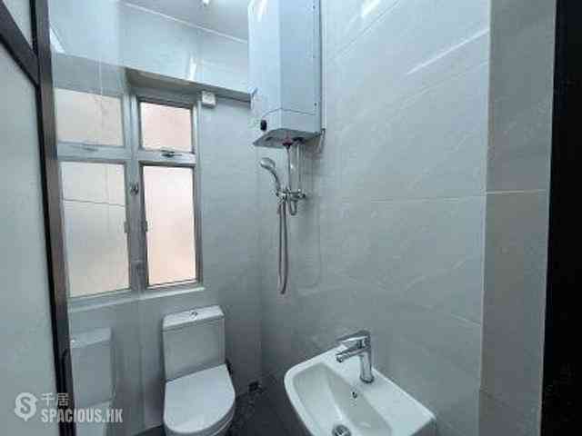 Kennedy Town - Cheong Kat Mansion 07