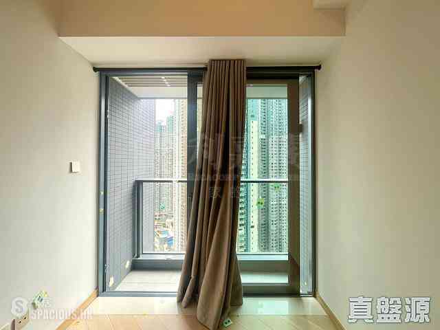 Lohas Park - Manor Hill Tower 1 02