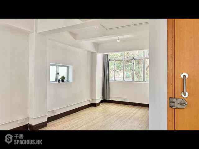 Sai Ying Pun - 35, Eastern Street 06
