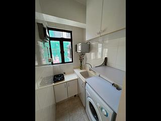 Wan Chai - Hoover Towers Block 2 02