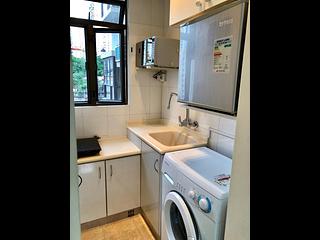 Wan Chai - Hoover Towers Block 2 04