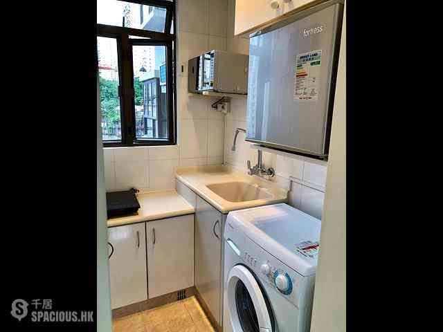 Wan Chai - Hoover Towers Block 2 04