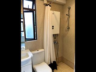 Wan Chai - Hoover Towers Block 2 05