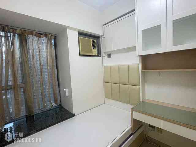 Tseung Kwan O - Tseung Kwan O Plaza Phase 1 Block 3 05