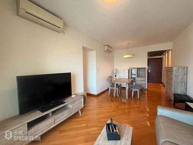 West Kowloon - Sorrento Phase 1 Block 6 01