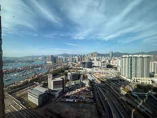 West Kowloon - Sorrento Phase 1 Block 6 03