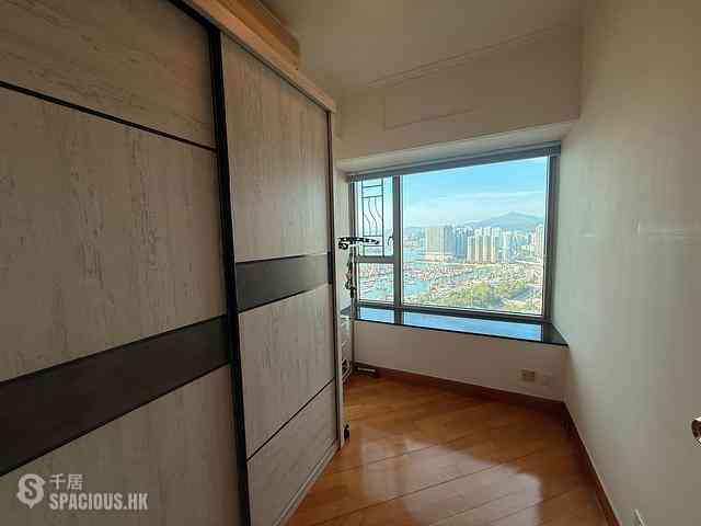 West Kowloon - Sorrento Phase 1 Block 6 05