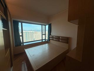 West Kowloon - Sorrento Phase 1 Block 6 07