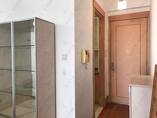 Quarry Bay - The Orchards Block 2 04