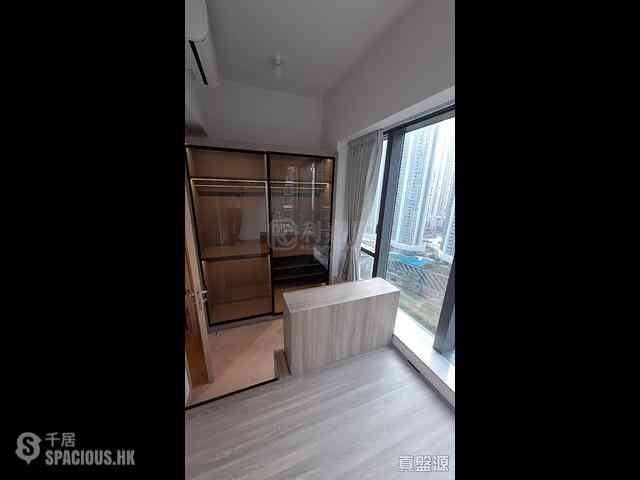 Lohas Park - Manor Hill Tower 1 01
