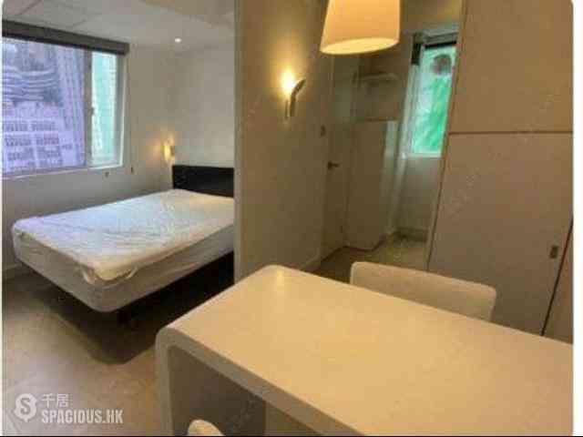 Sheung Wan - Kam Ho Mansion 02