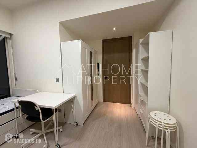Shek Tong Tsui - Eight South Lane 05