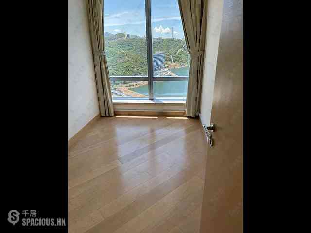 Ap Lei Chau - Larvotto Block 2 05